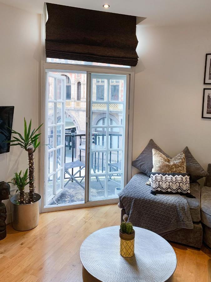 Boutique Apartment With Balconies - In The Very Heart Of Leeds Leeds  Exterior photo